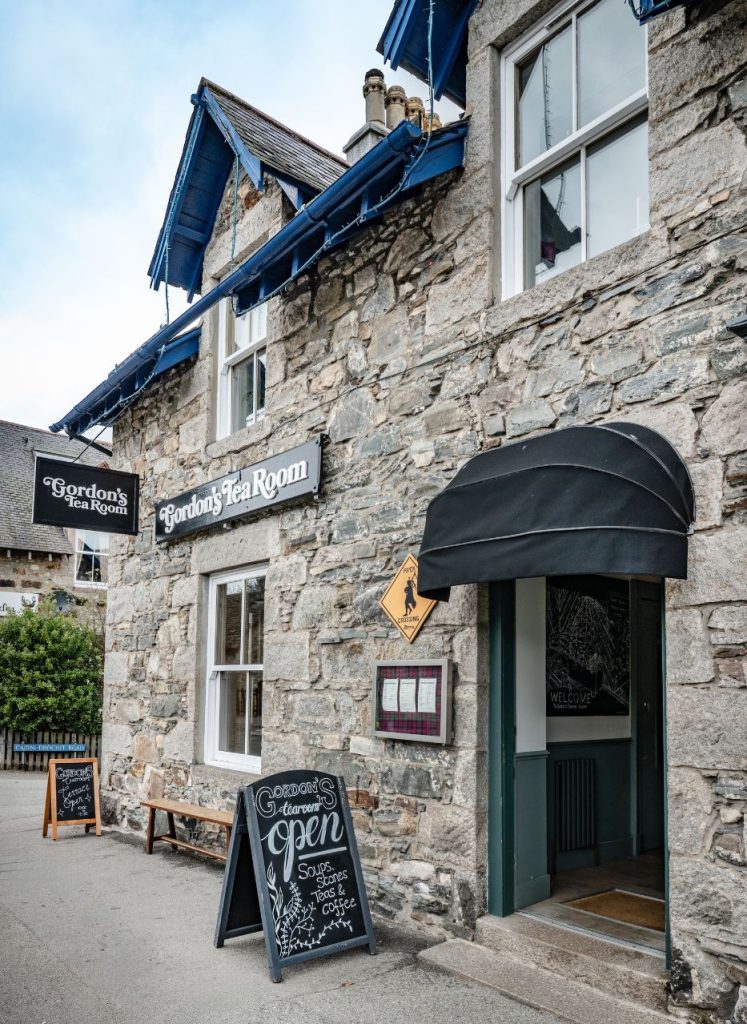 The entrance and chalkboard menu at Gordon's Tea Room